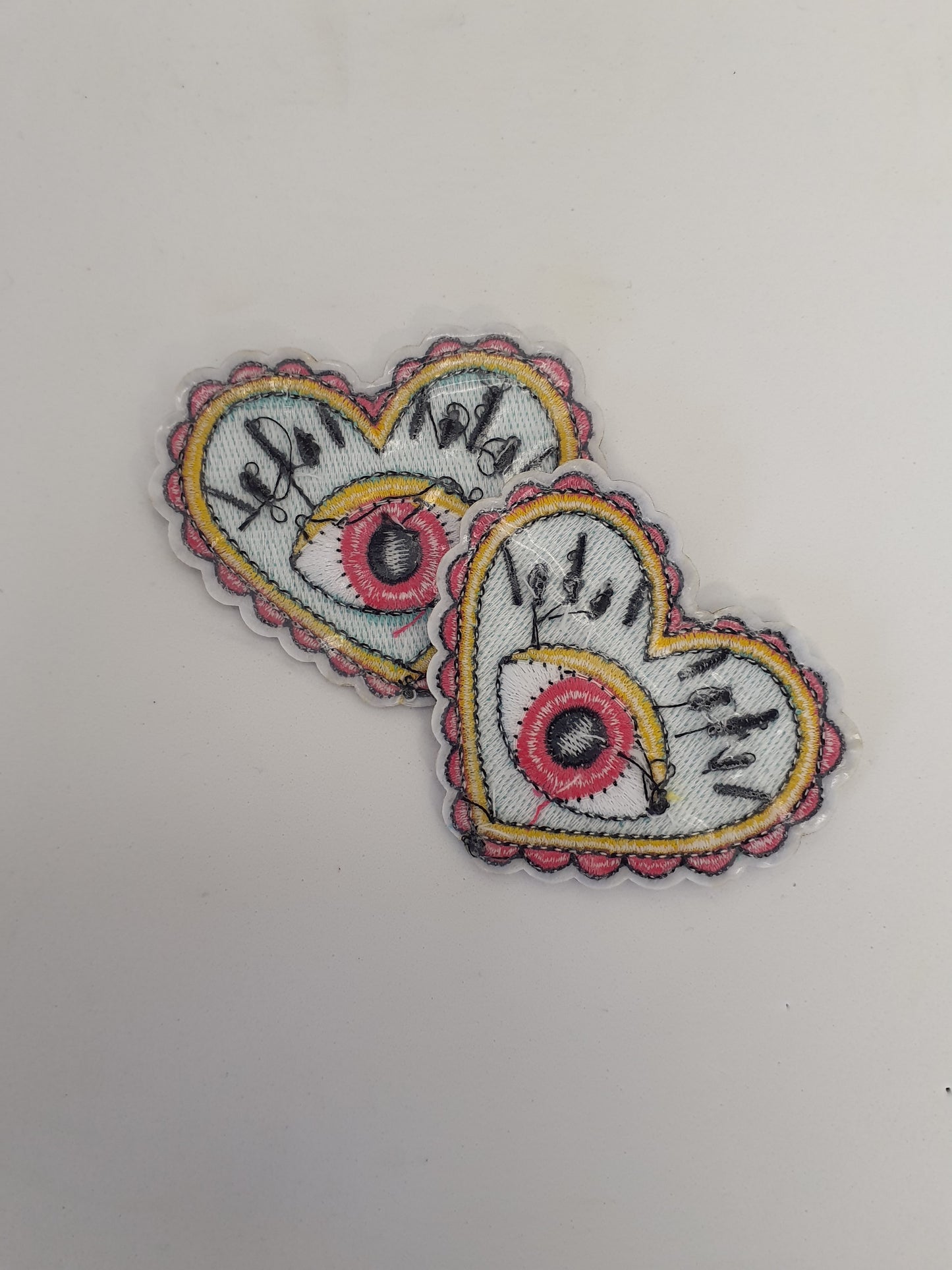 Pack de 2 Parches "Corazón Tattoo Tradicional" – Pasión y Estilo