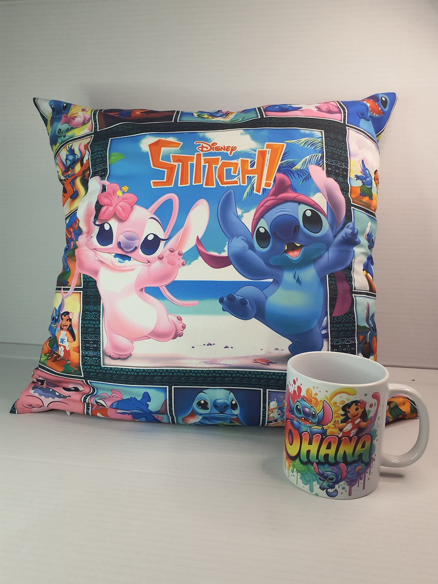 Pack Almohada + Taza – Alien Travieso Ohana