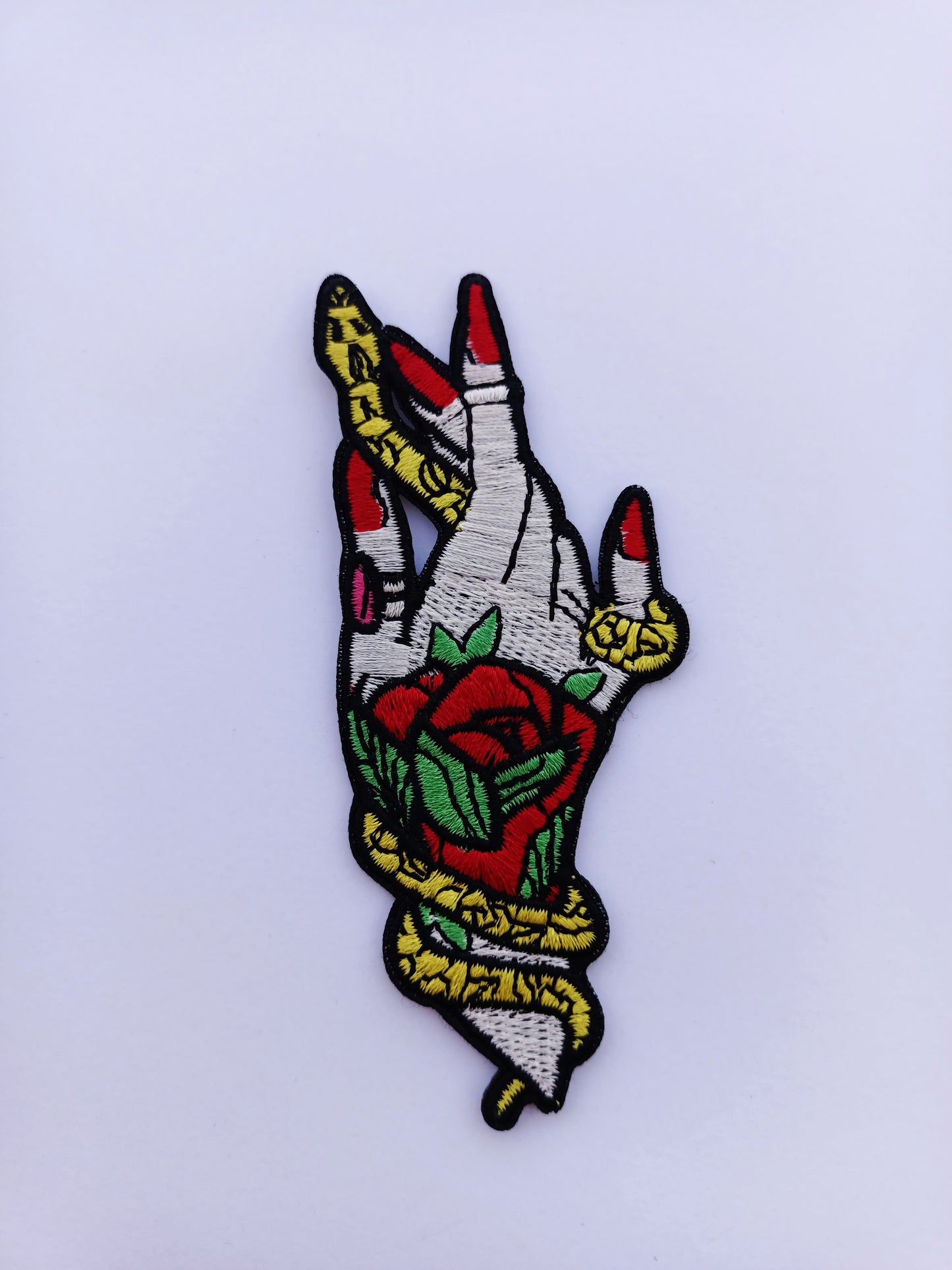 Parche Old School, diseño clásico serpiente y mano Old school. Nomadasublime