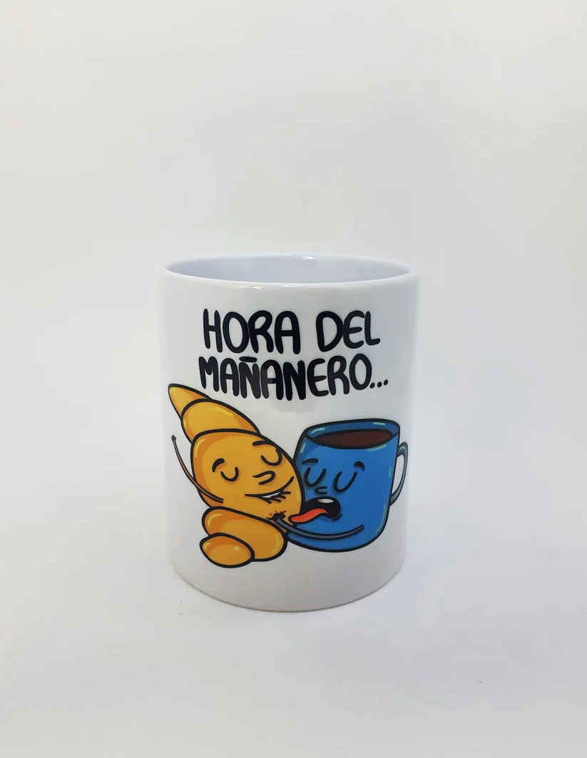 Taza Divertida "Hora del Mañanero" – Empieza el Día Con Actitud