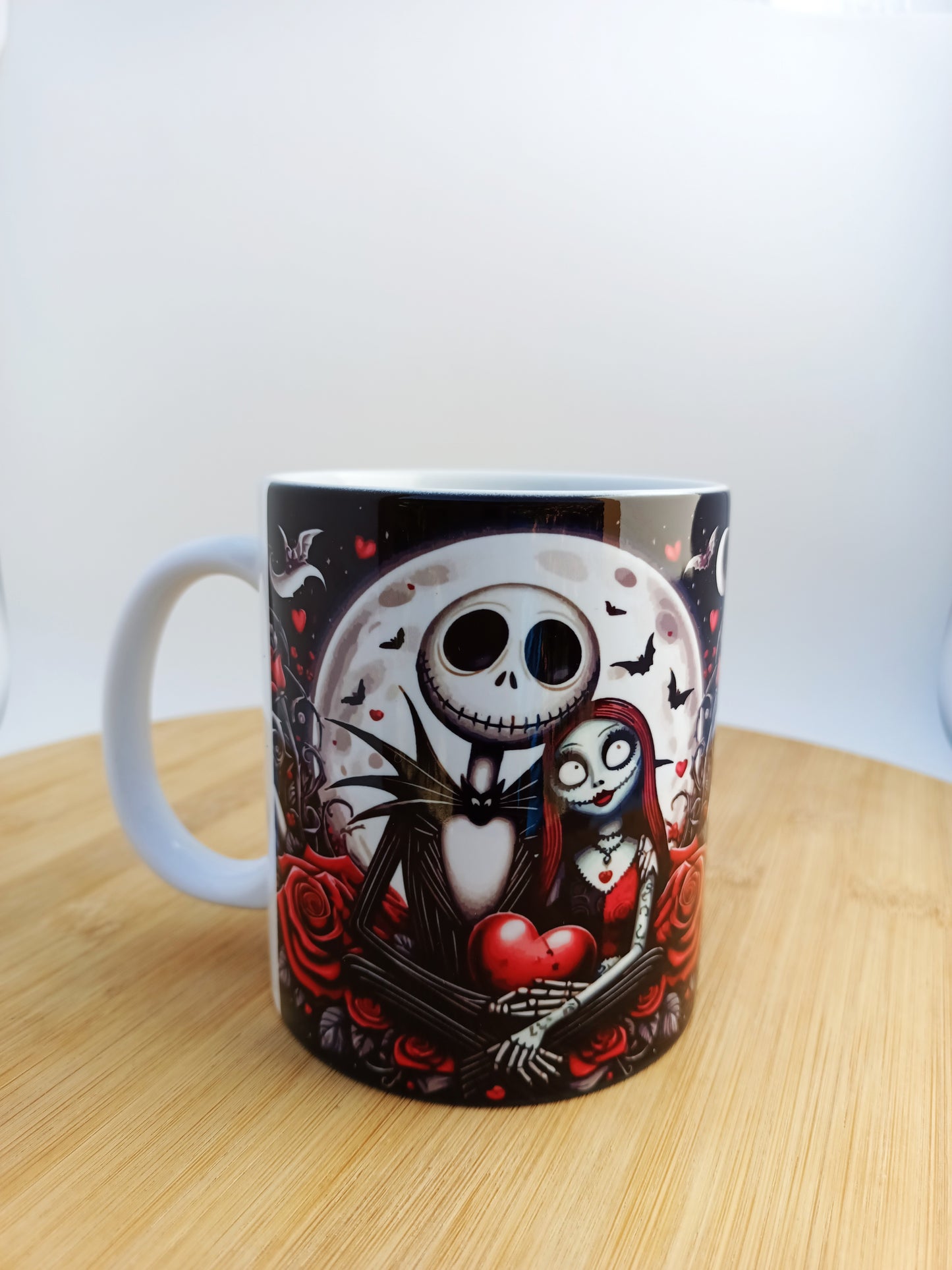 Taza con diseño gótico de Halloween y Navidad, con diseño de esqueletos de pesadilla.