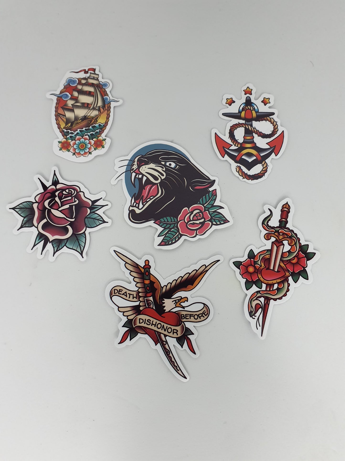 Pégatinas Tattoo – Estilo y Personalidad en Cada Pegatina