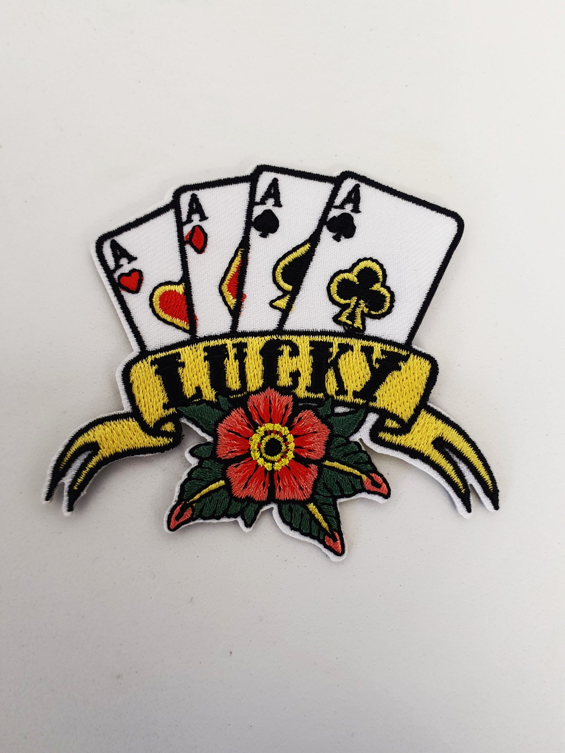 Parche "Tattoo Lucky" – Suerte al estilo tradicional - nomadasublime