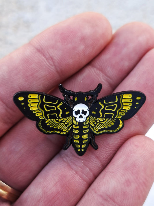 Pin de Metal premium "Mariposa Calavera Tattoo Old School" 