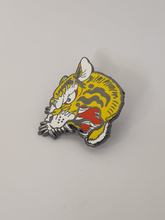 Pin de metal Tigre clásico Old School Tatto