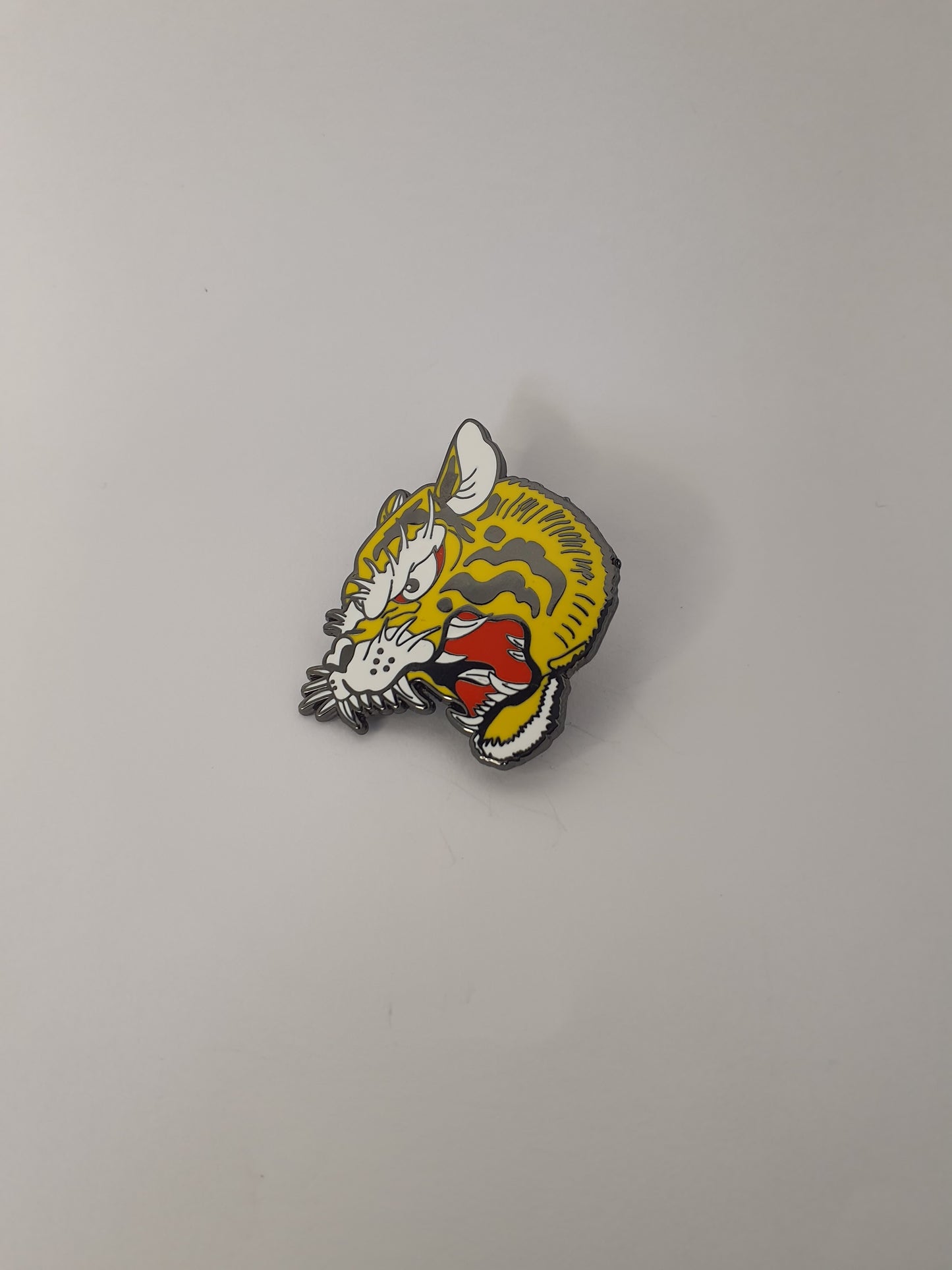 Pin de metal Tigre clásico Old School Tatto