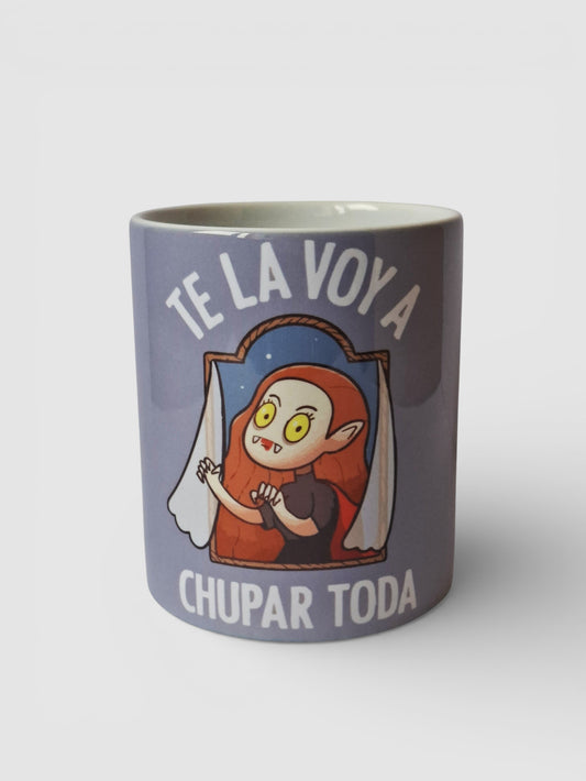 Taza picante con la frase te la voy a chupar toda, un regalo original y divertido.