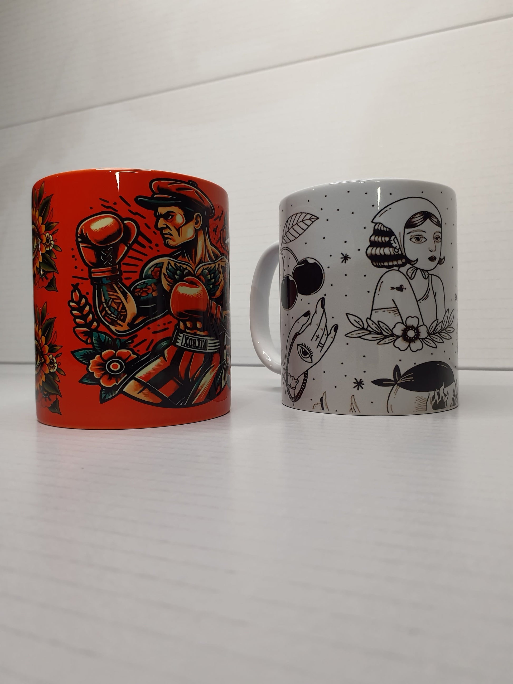 Dos tazas del pack personalizado, dos tazas old school, boxeador y diseño tradicional.